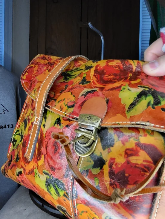 Patricia Nash Floral Bag - Picture 13 of 17